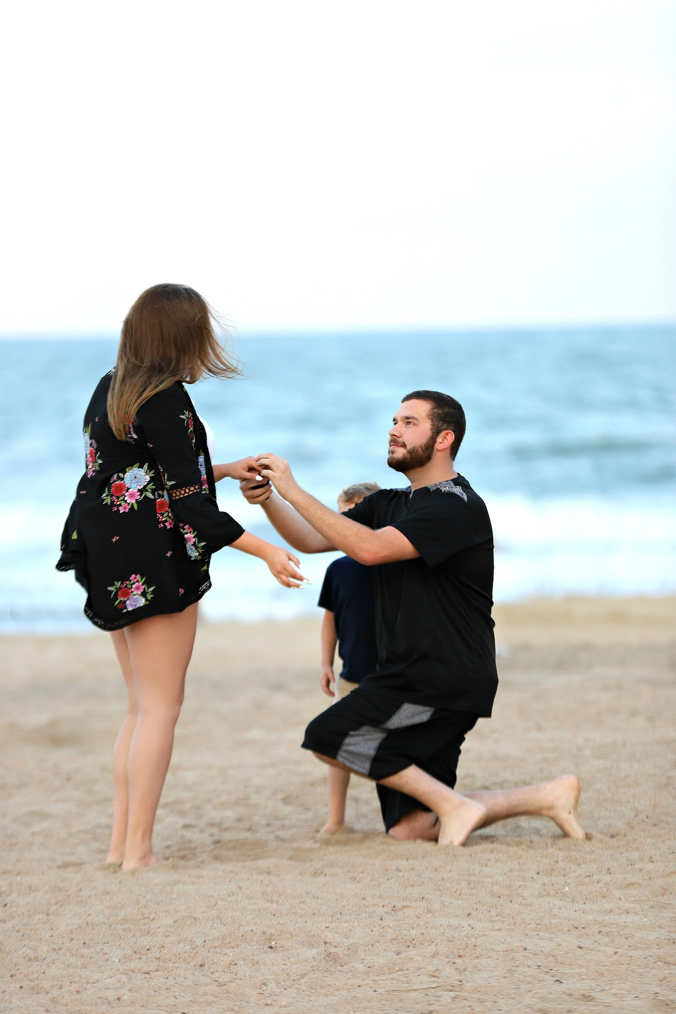 ZacharyGrimmett-Jessica-BeachProposal-1.jpg