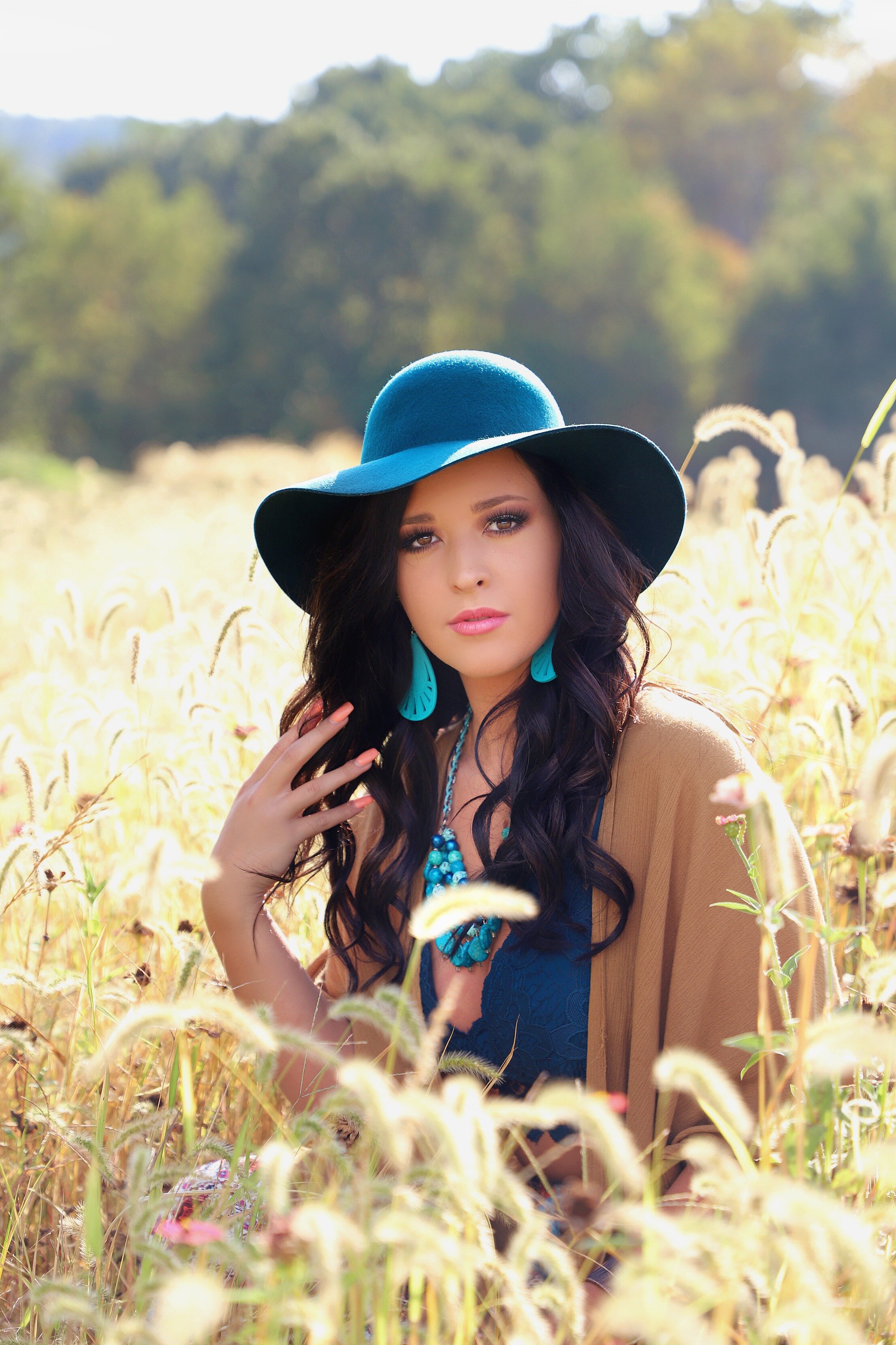 WhittneyHatfield-SeniorRep-Summer-3.jpg