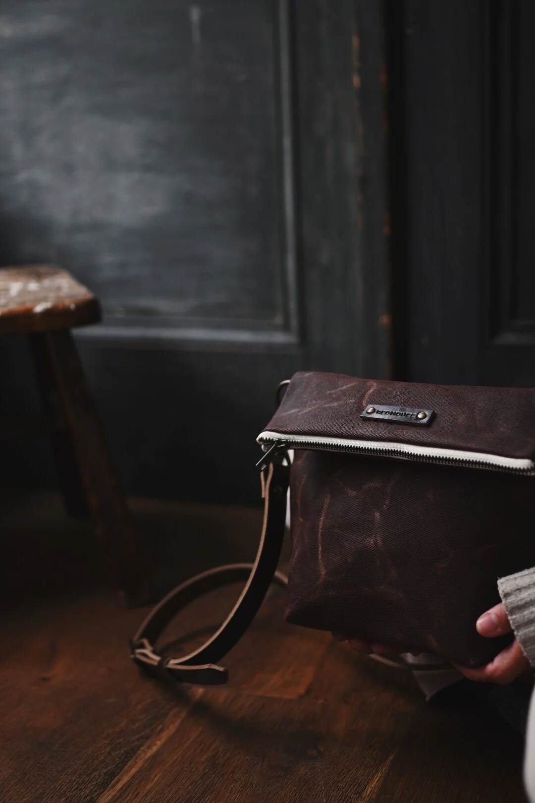 18B6BD45-7208-415D-A1F0-C208698746BC