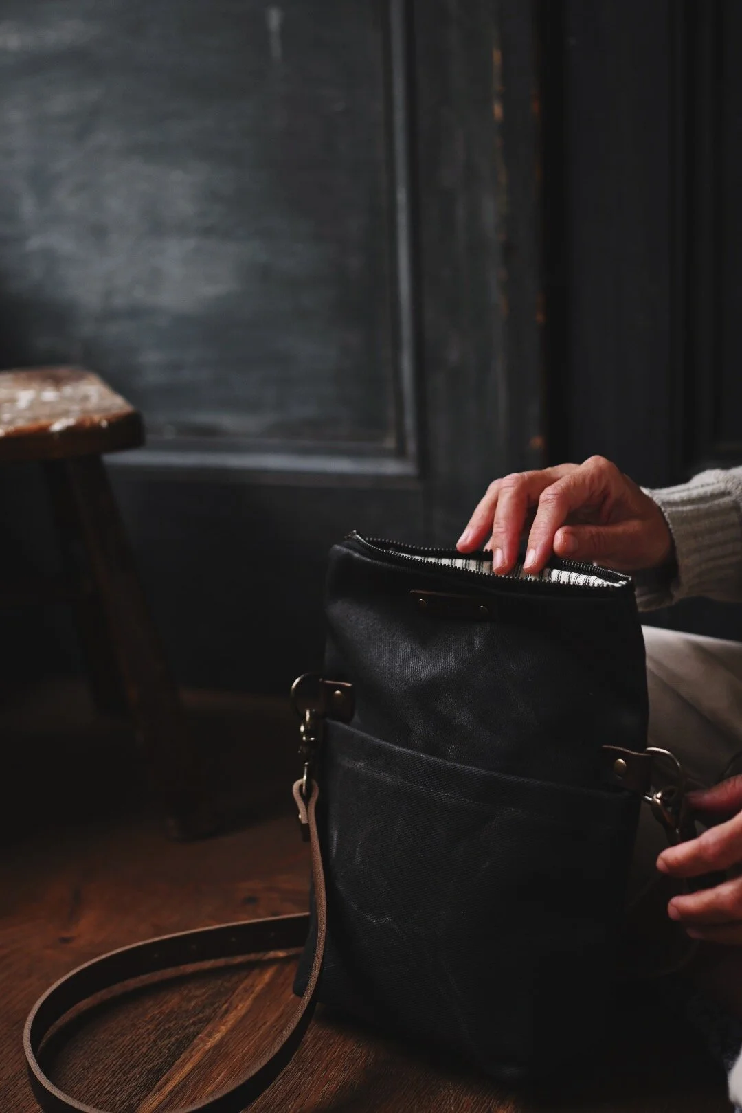 B5C48FCA-CA2A-44B1-A8BC-326C2B3DB0CA