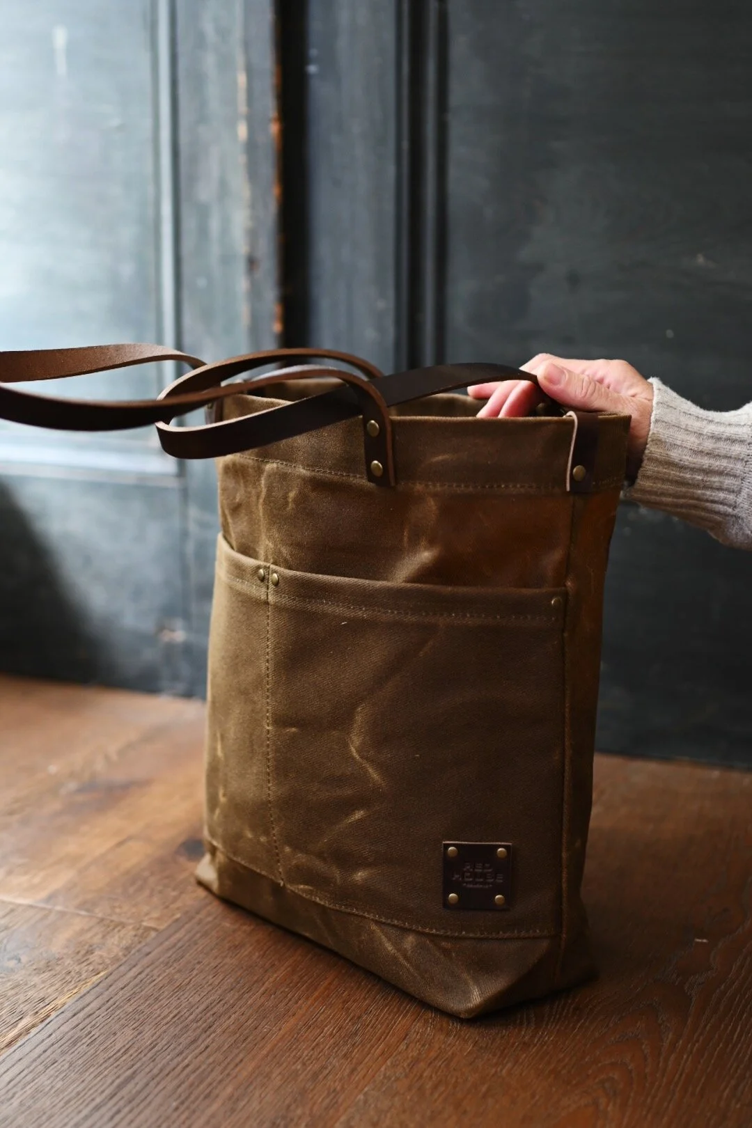 BECE1921-090D-4985-9D49-8440DE6F936B