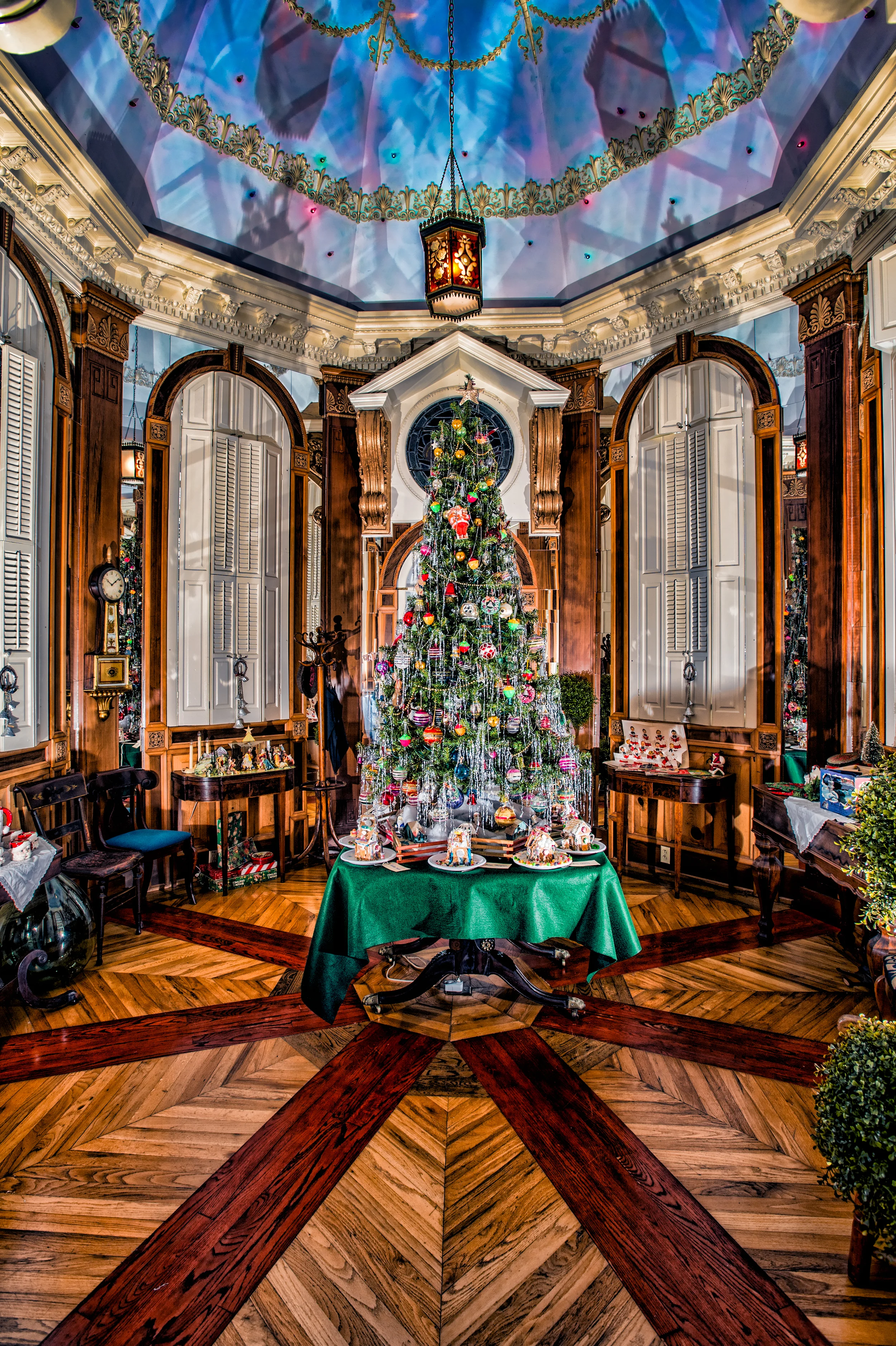 Glorious Christmas Exhibition