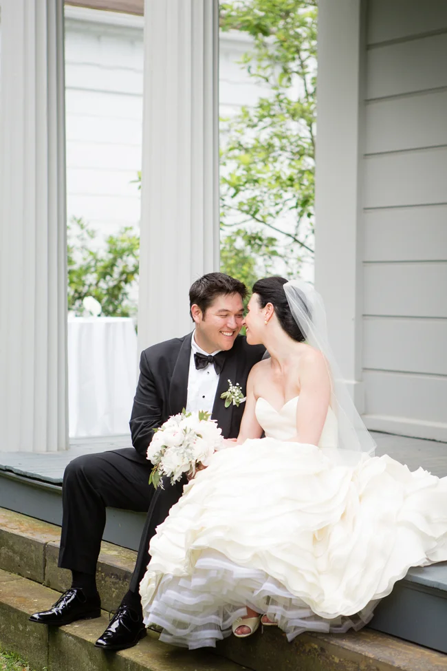 Fab-You-Bliss-Two-Maries-Robbins-Hunter-Museum-Wedding-17.jpg