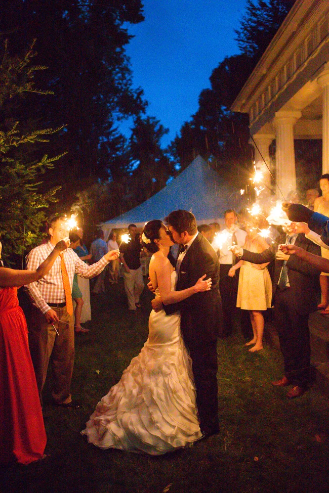 Fab-You-Bliss-Two-Maries-Robbins-Hunter-Museum-Wedding-29.jpg