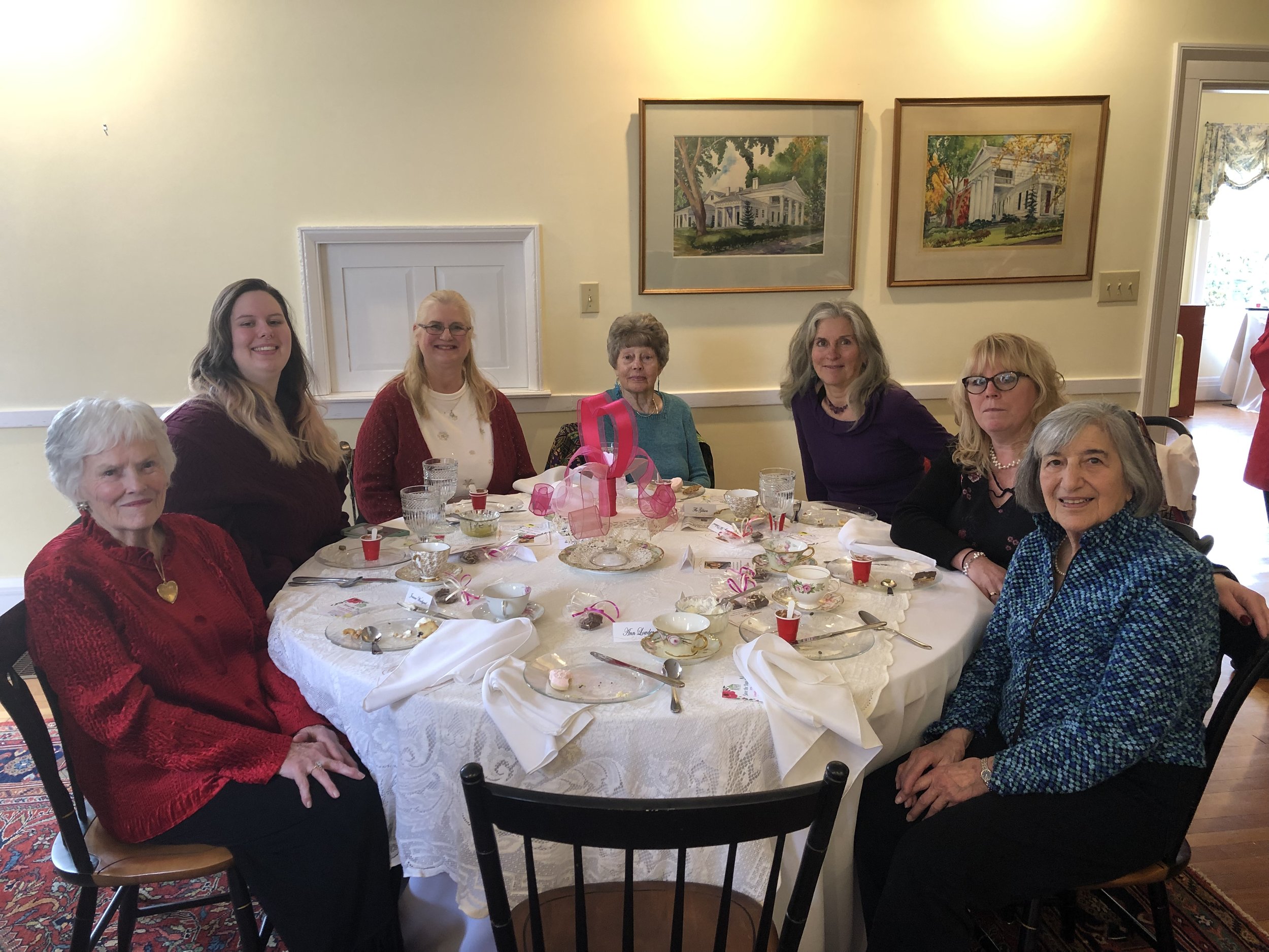 Flo enjoyed lunch with friends and family who shared in her moment.