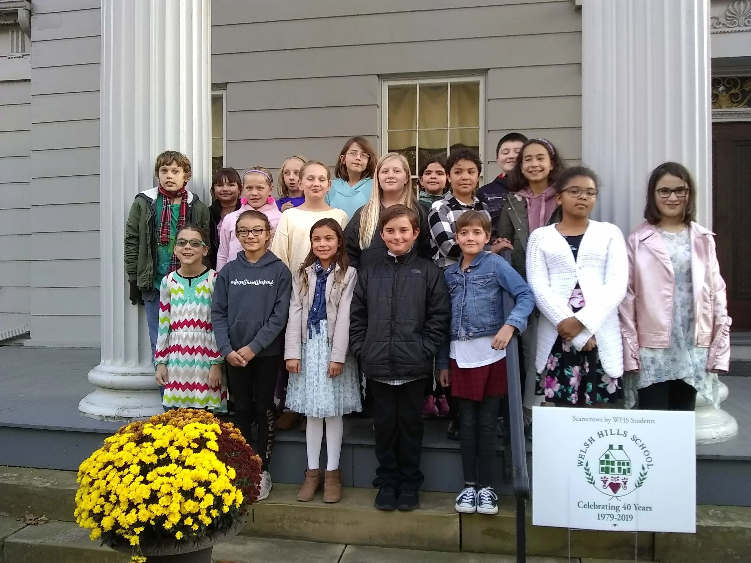 Fall Guests Bring Community Together
