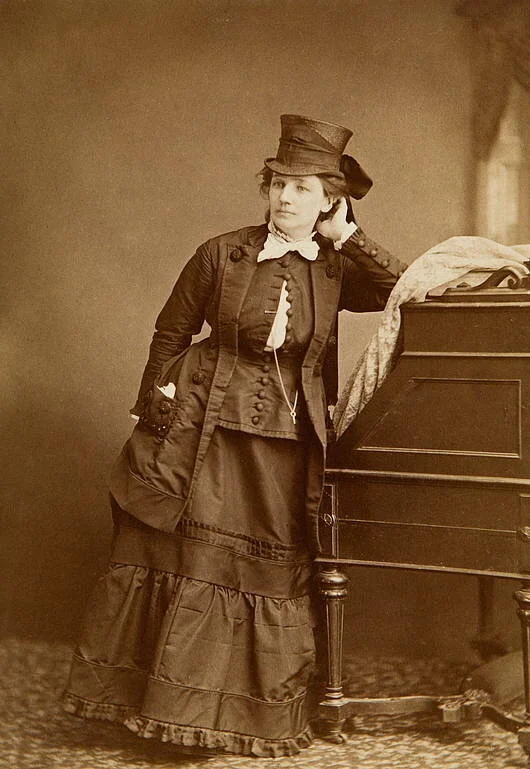 Becoming Victoria: Engagement