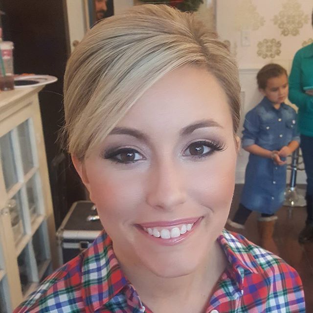 Congratulations to this cutie ;) love the eyes!! Hair @weddinghairfairy soft gorgeous bun. I wish I had pics of the back of her hair! Makeup @klgoodwine #beautiful #aeroblendairbrush #aibrushmakeupartist #indywedding #indyartist #hollywoodglamour  #w