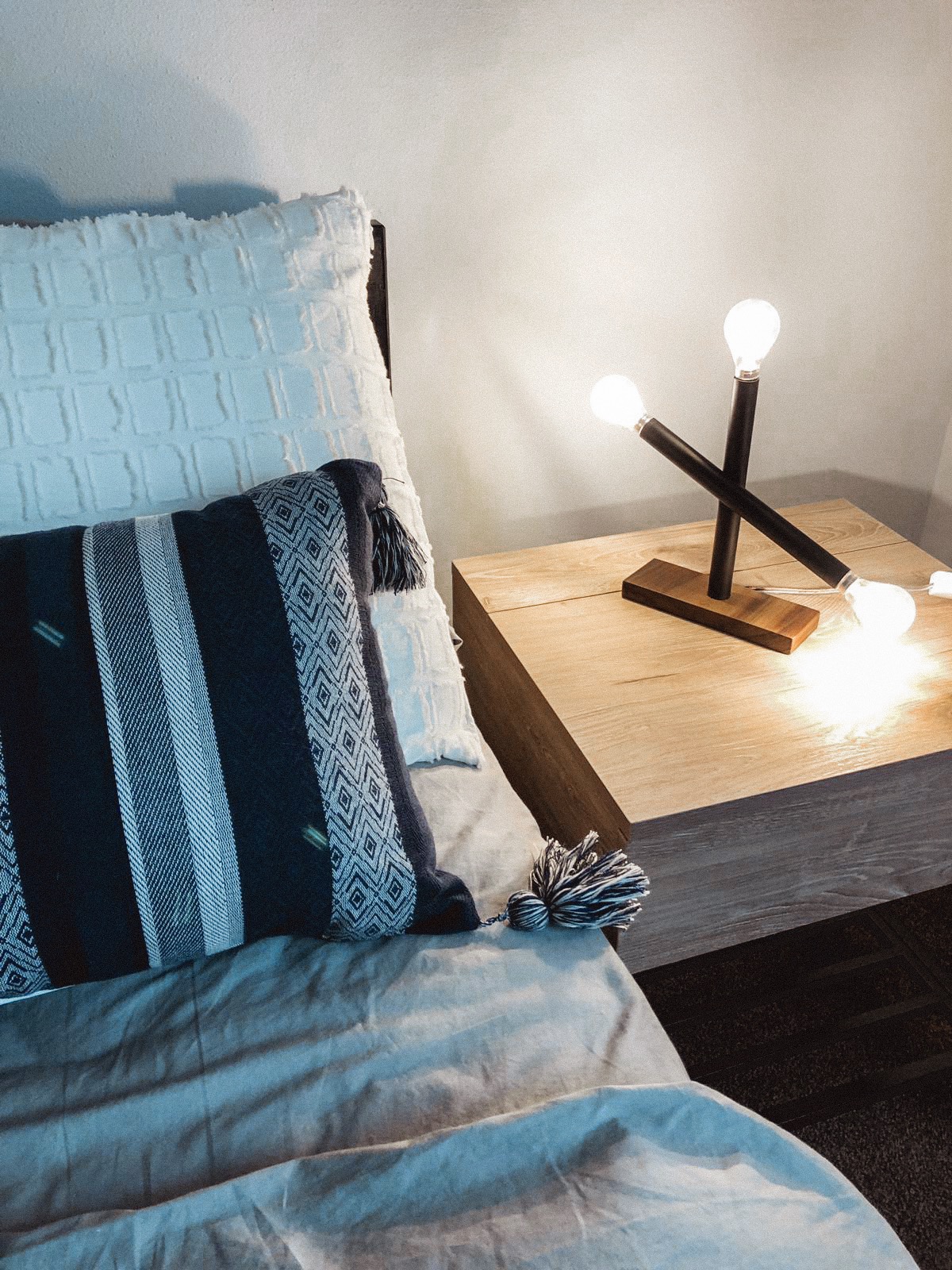 DIY MID CENTURY MODERN DESK LAMP