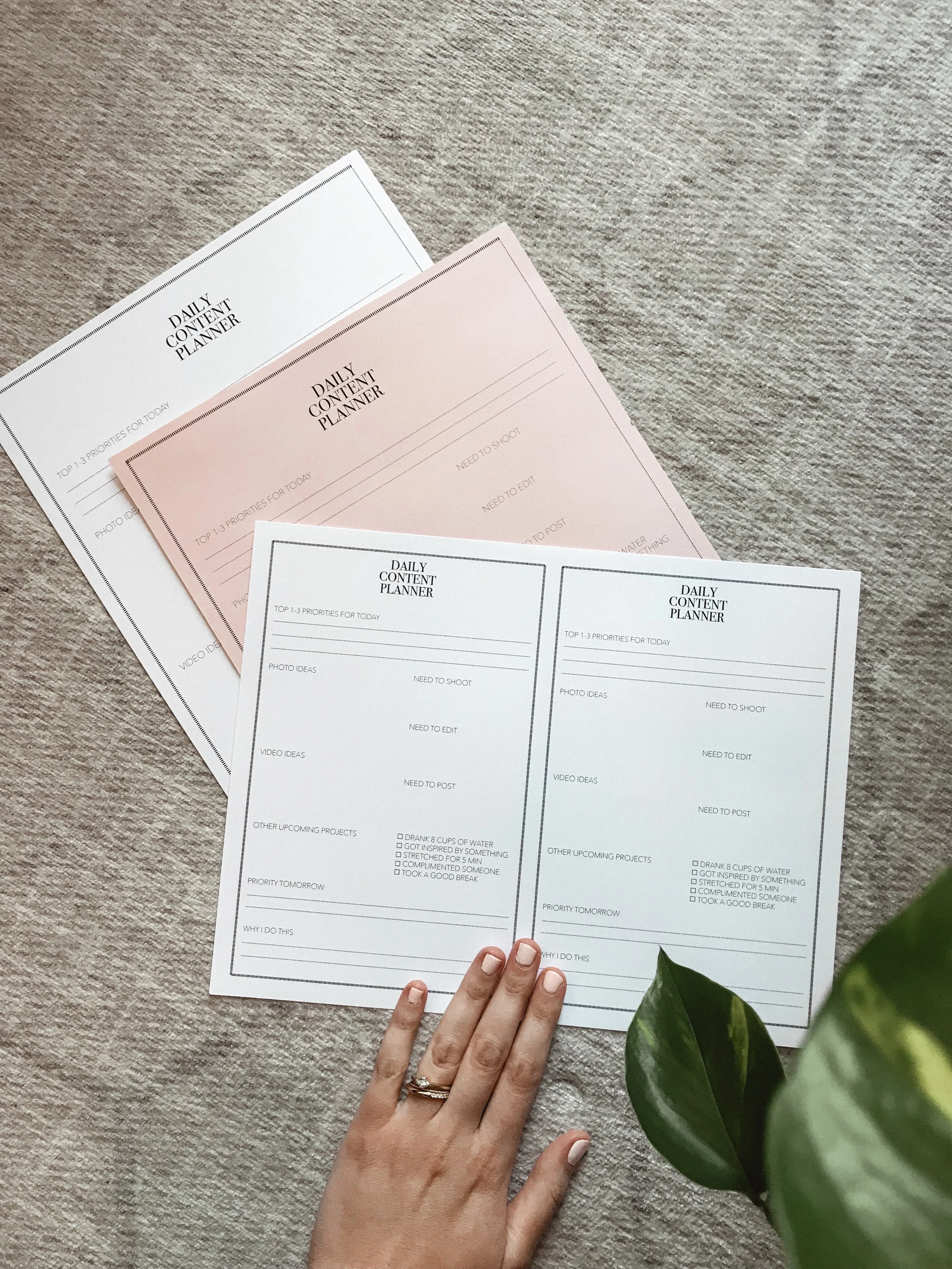 DAILY &amp; MONTHLY CONTENT PLANNER - FREE DOWNLOAD