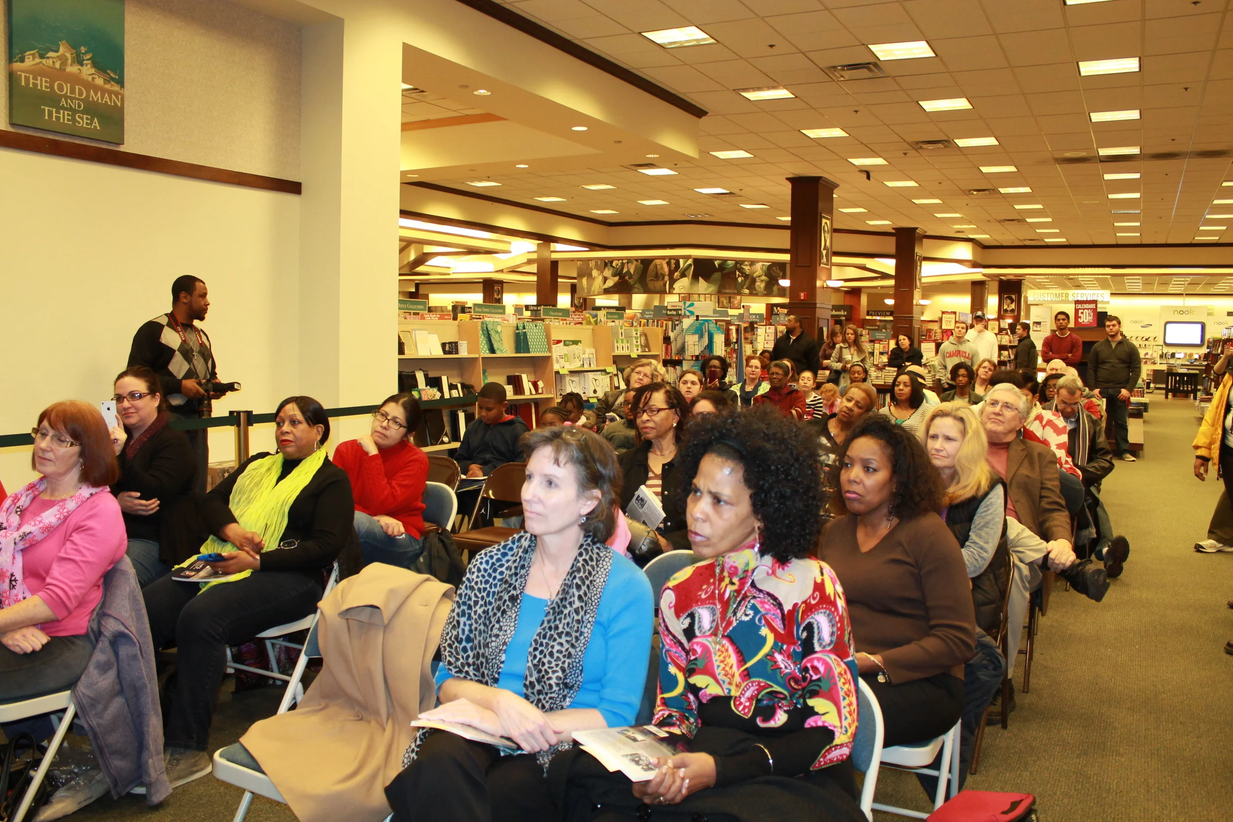 KC Cary NC Bn NC Book Signing 2015 263.JPG