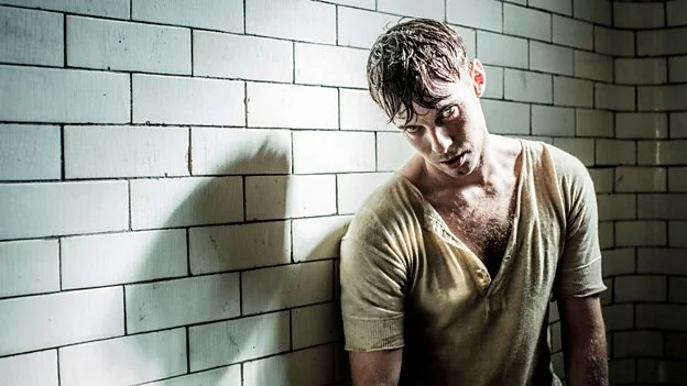 luke treadaway.jpg