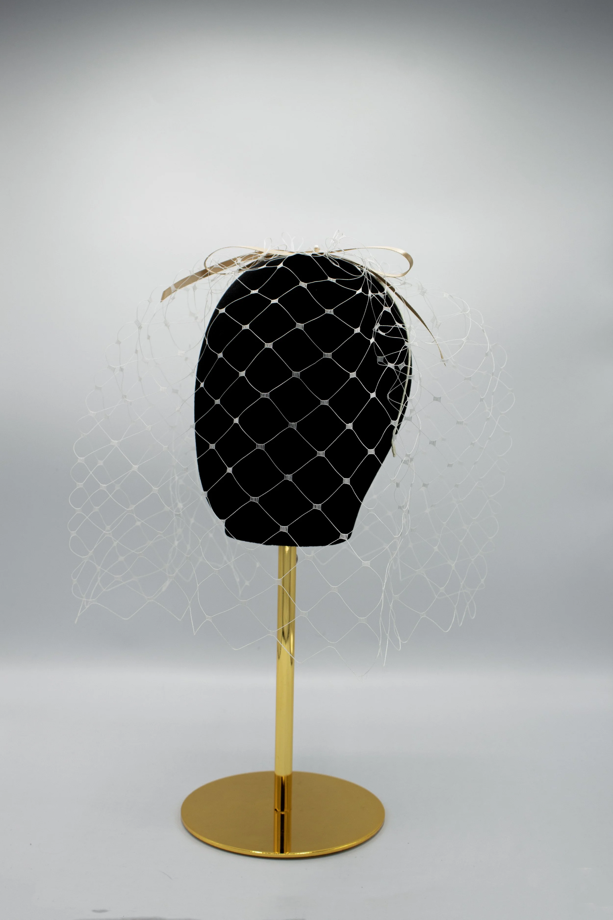 9012-NAT | Daisy Veil • Natural