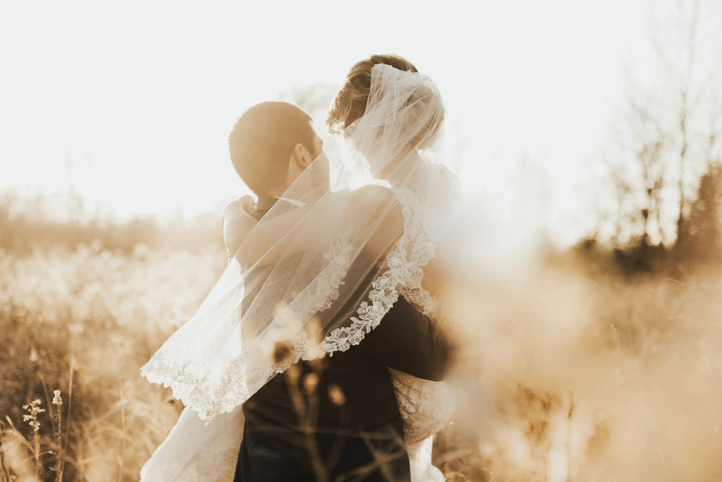 Kessiah + Sam | The Woods Chapel | Orono, MN