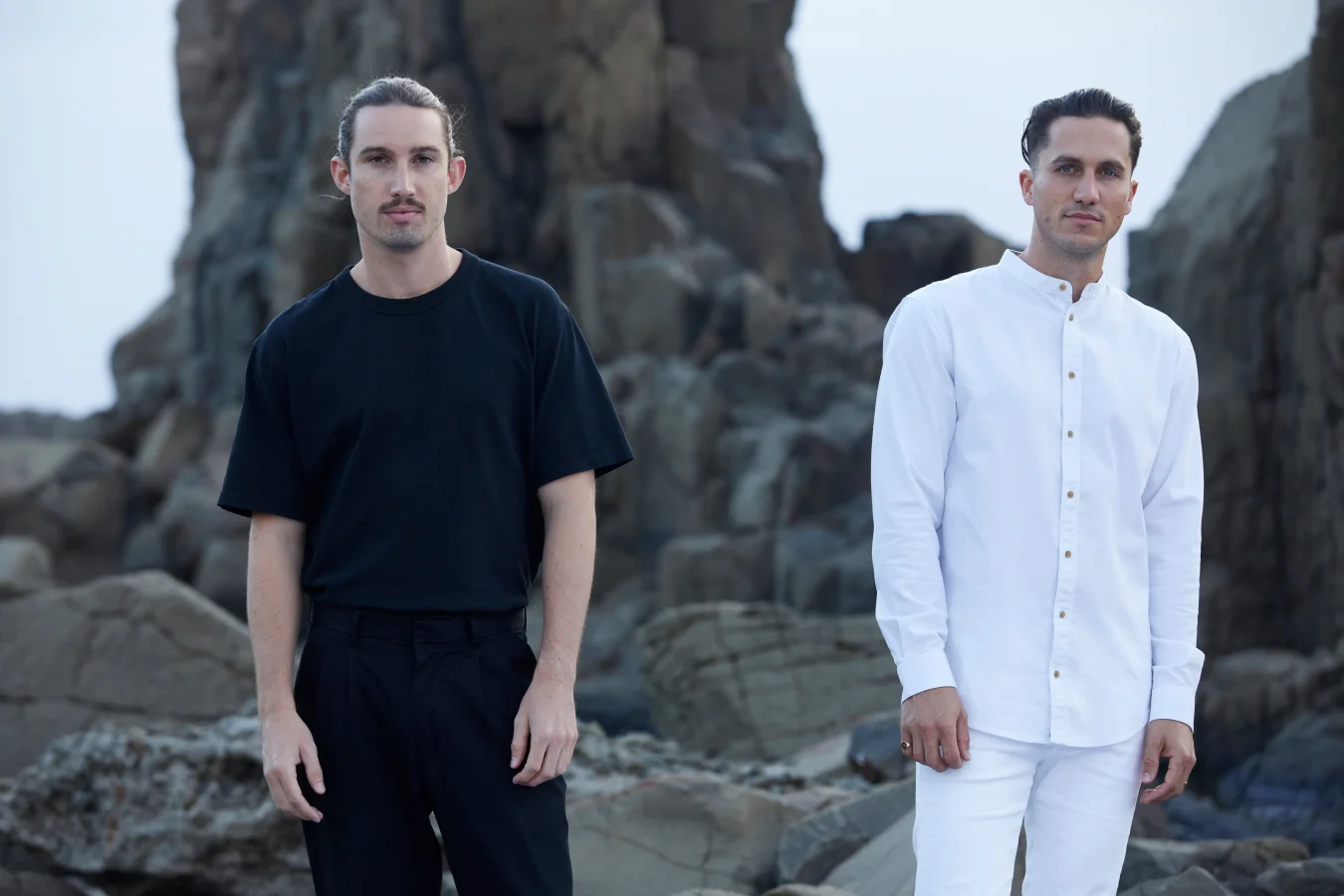 Set Mo: Freedom Through Independence