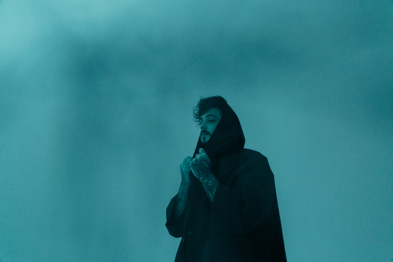 Premiere: Sakr – ‘Lost Steps’