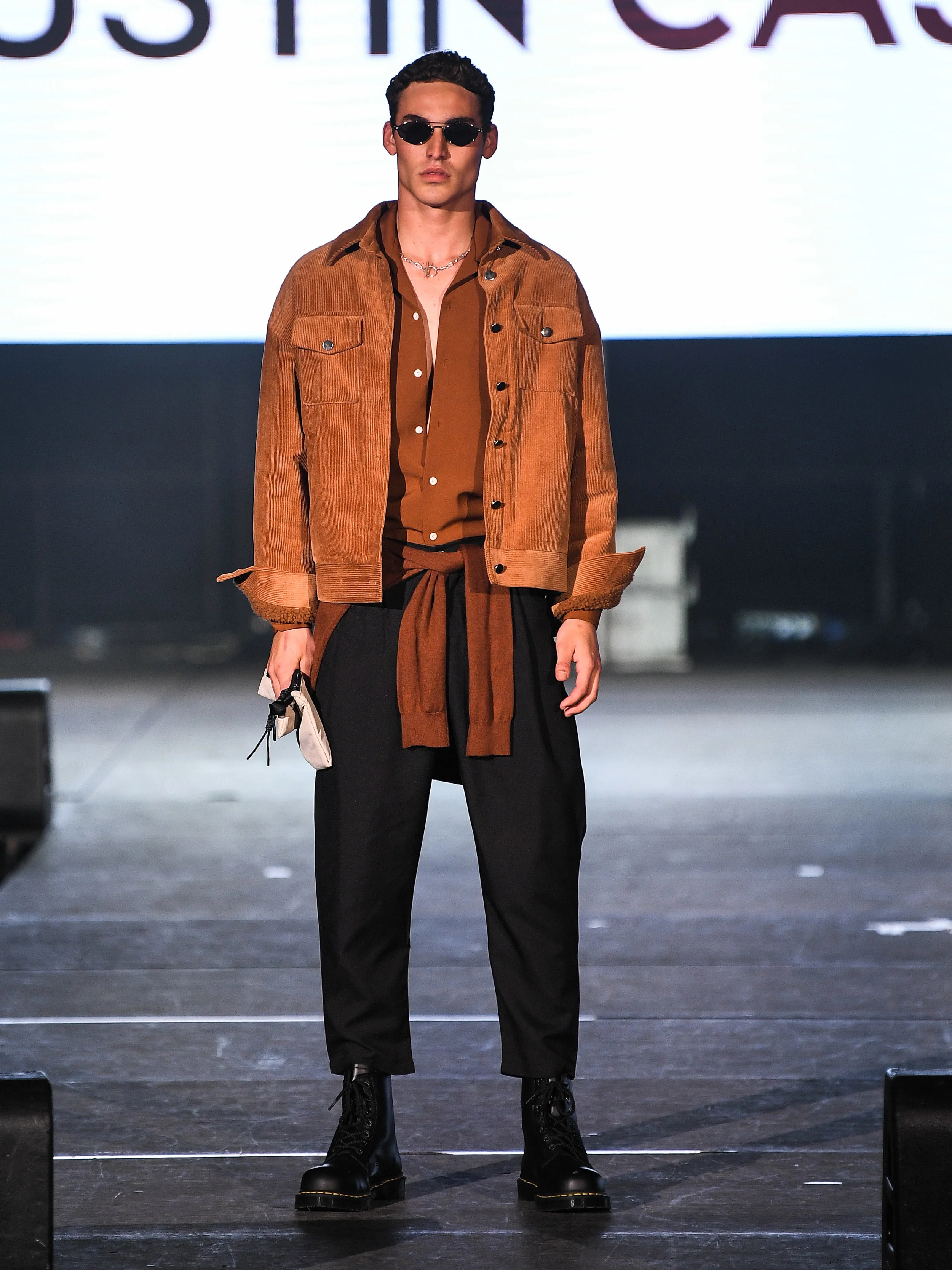  SYDNEY, AUSTRALIA - MAY 15: A model walks the runway during the Justin Cassin show at Mercedes-Benz Fashion Week Resort 20 Collections at the Big Top Luna Park Sydney on May 15, 2019 in Sydney, Australia. (Photo by James Gourley/Getty Images) 