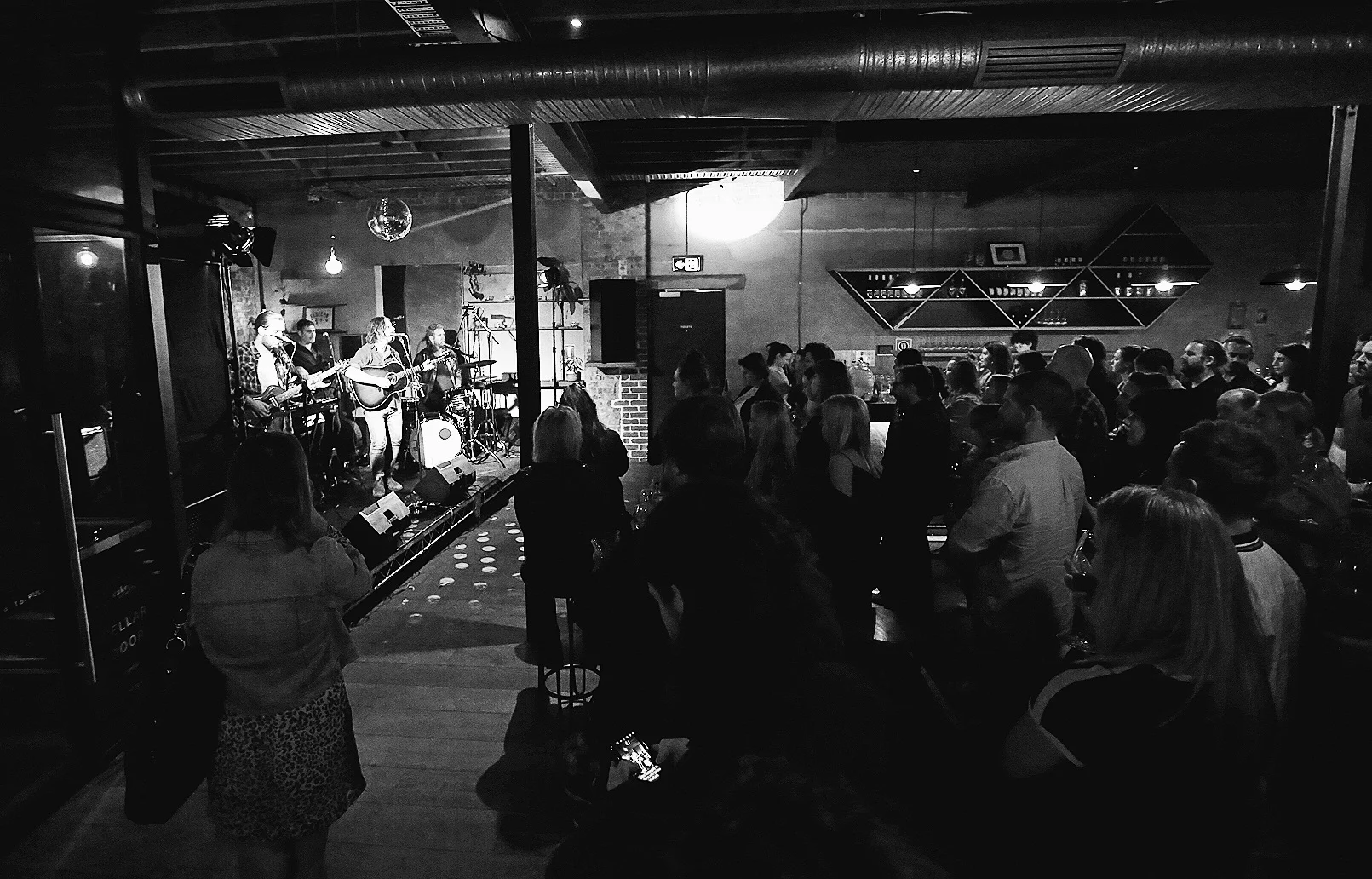 Boy &amp; Bear @ Cake Wines 23/5