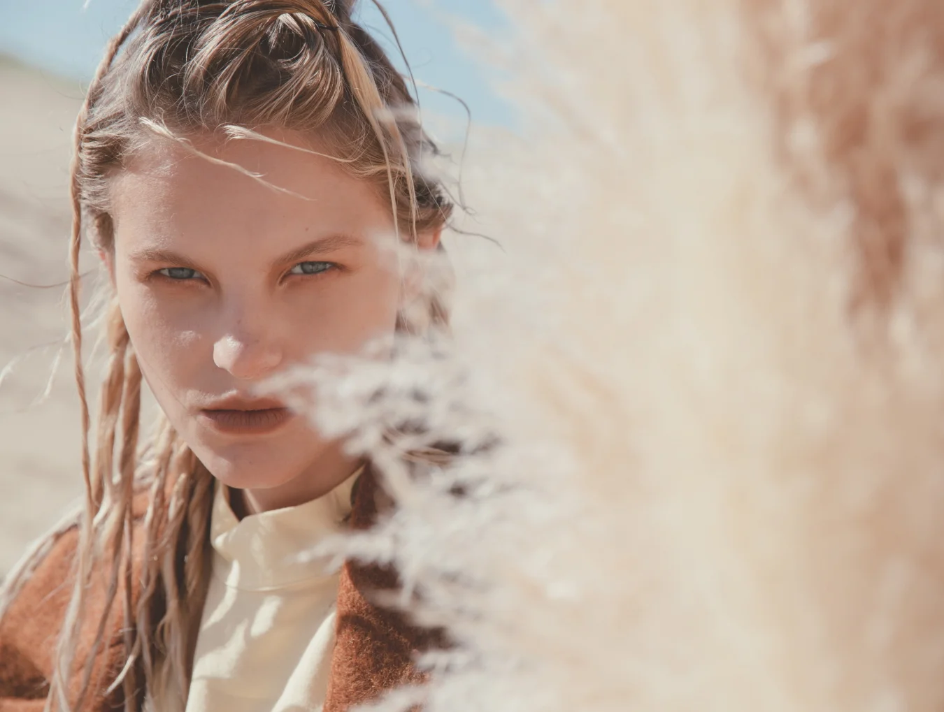 Coat Mango, Top Mango, Skirt Kitx, Belt Vintage, Pants Shona Joy