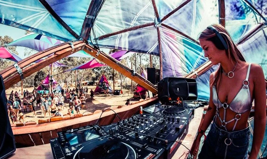 Mix of the Week 4/12: Tara Bloom @ Bohemian Beatfreaks 2019