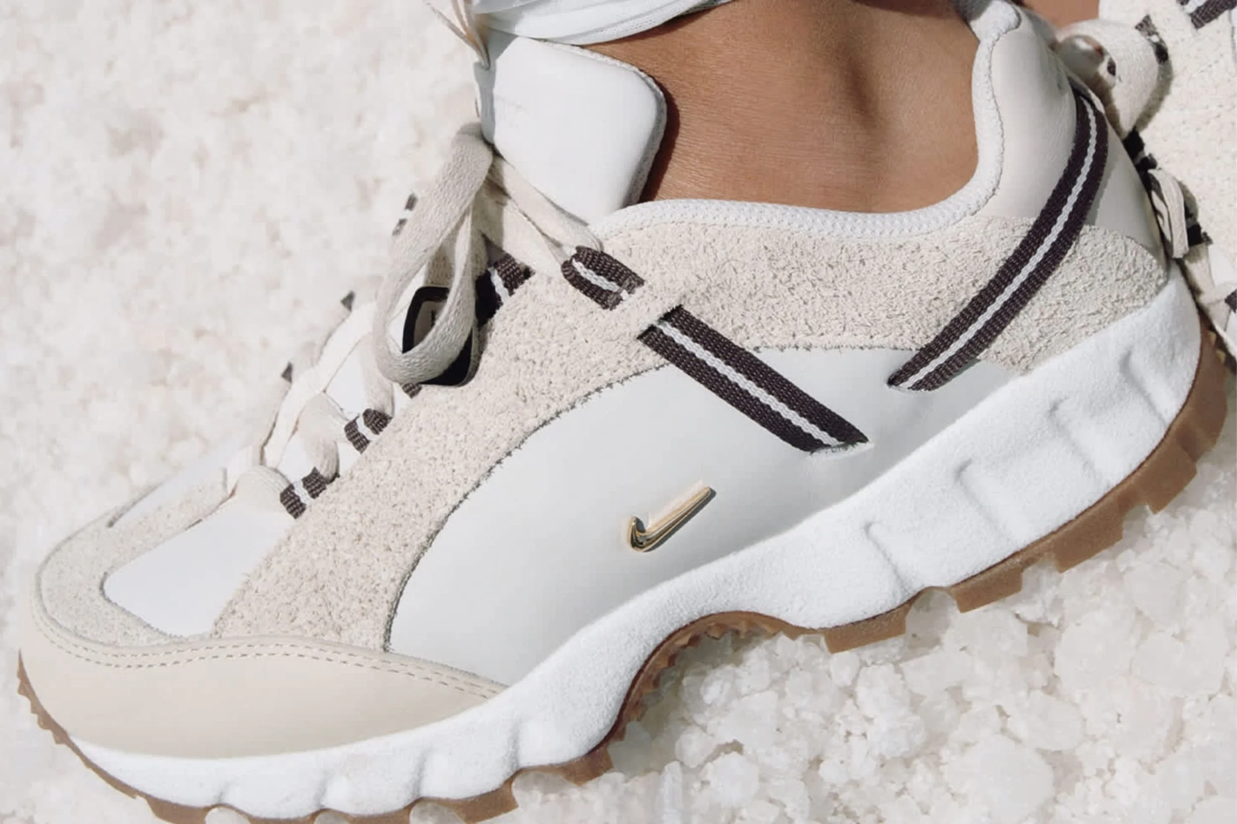 Air Humara x Jacquemus // Light Bone and Gold