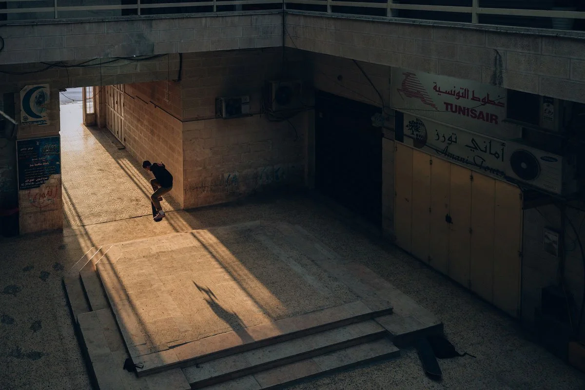 “Landing” by Photographer Maen Hammad