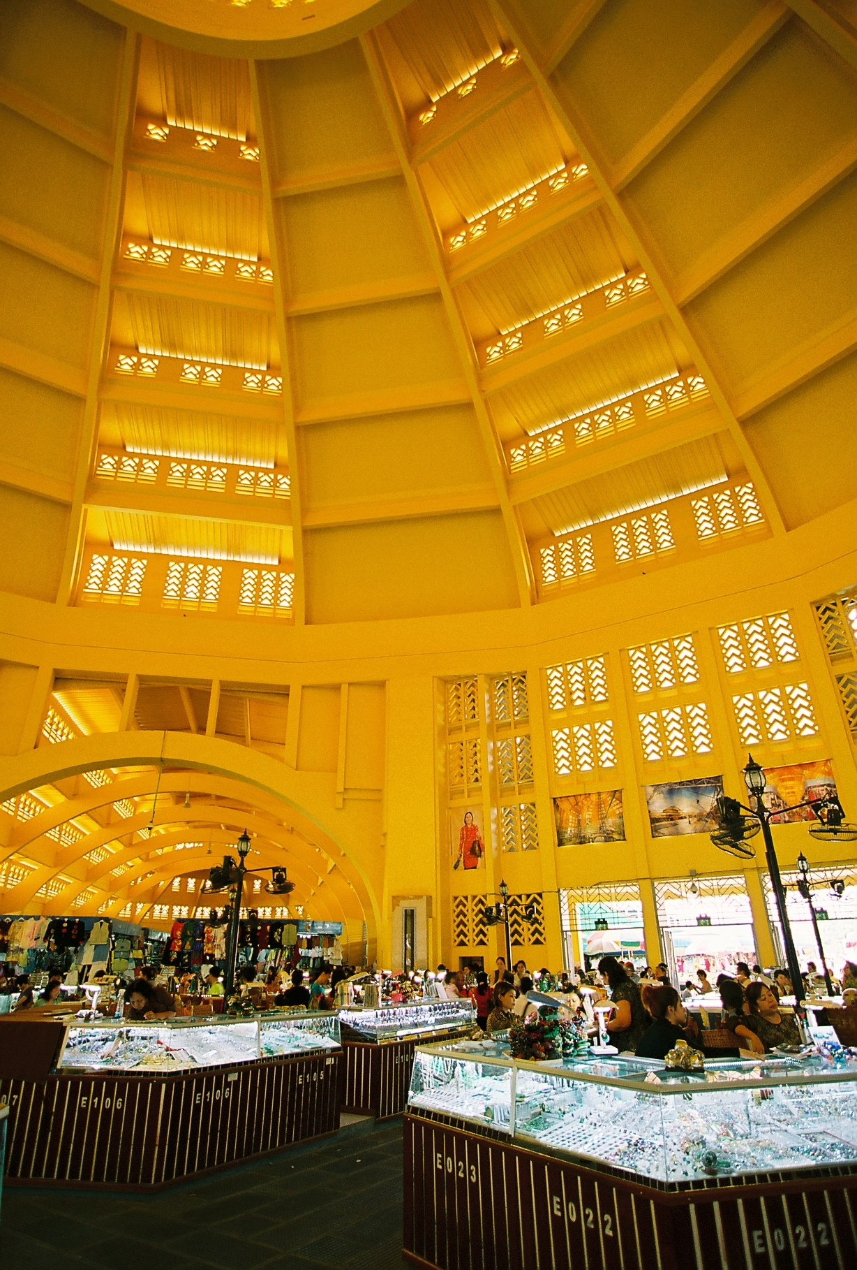 Phsa Thmei (aka Central Market), Phnom Penh (2011)