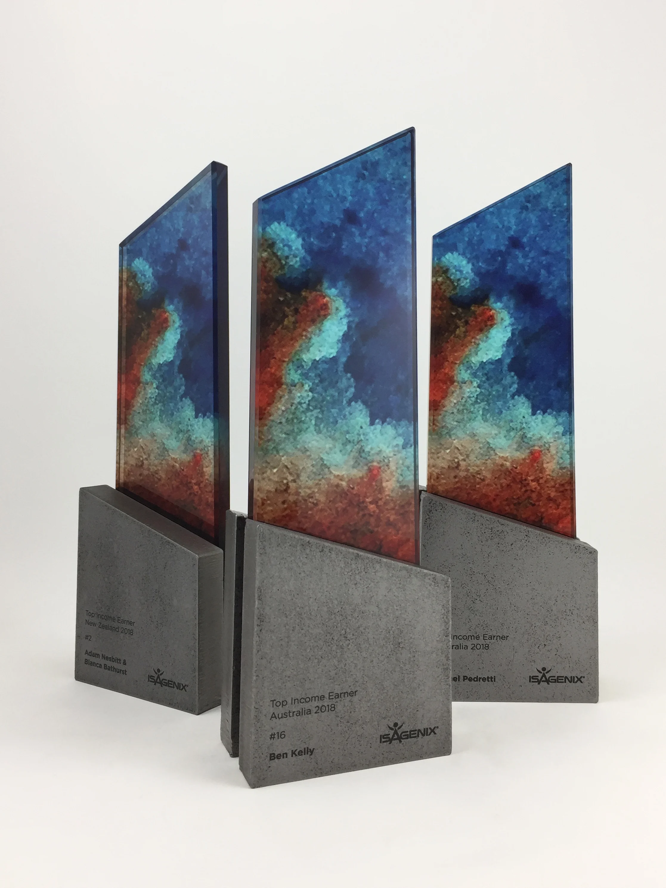 isagenix-income-earner-metal-glass-art-trophy-awards-sculpture-03.jpg