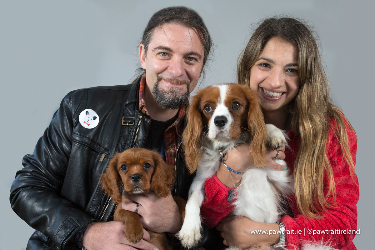 DOGGELGANGERS 2017 by Audrey Dalton, Pawtrait.ie Our look-alike competition was photographed by Audrey Dalton of Pawtrait.ie The results are priceless! The winners (as voted by our Facebook followers) were Scherzo, Pepino and their family. Sweet! Click on the image to see the full gallery!