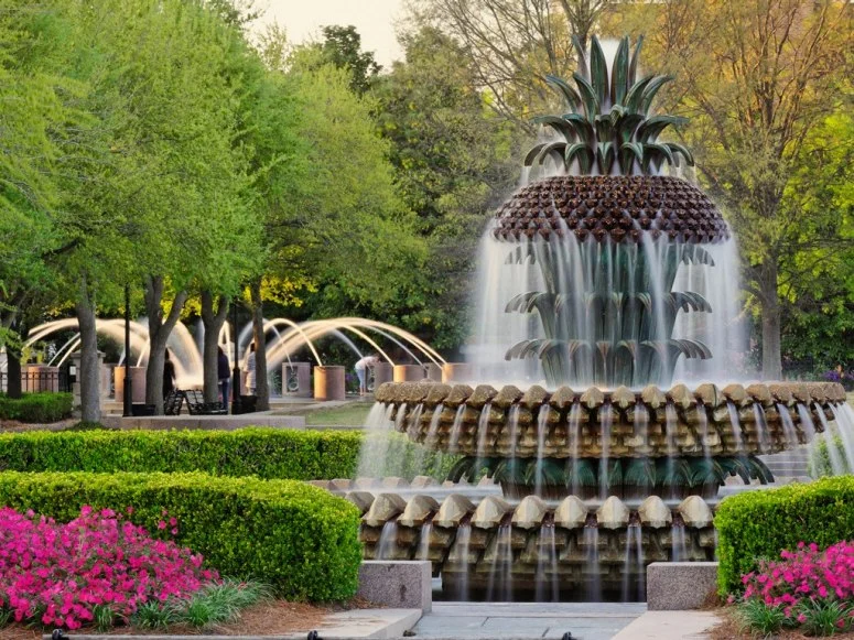 Pineapple Fountain.jpg