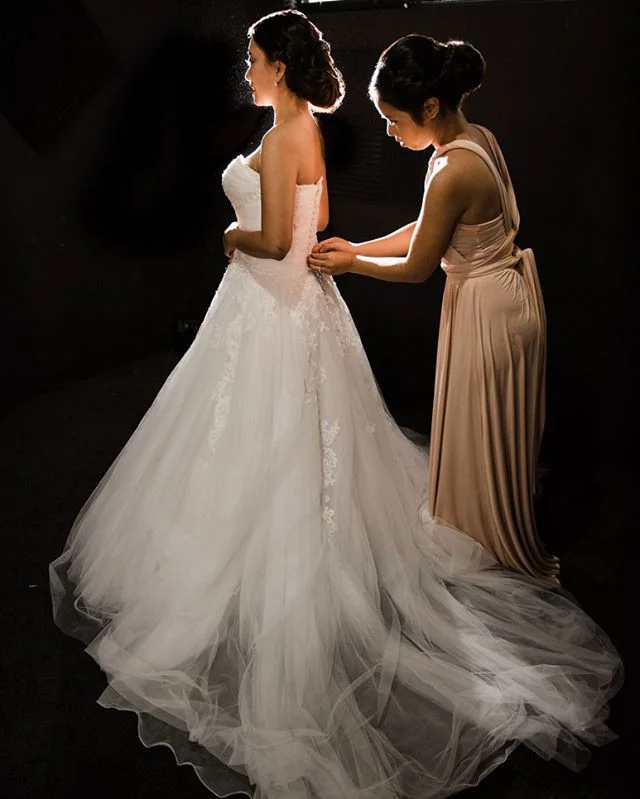 We adore this picture of the lovely Rejoice getting ready for her big day. #MakeupArtist &amp; #HairStylist #JellisBeautyPerth 
Photo Ring &amp; Veil Photography *
*
*
*
*
#weddingupdo #perthmakeupartist #perthhairstylist #weddingstylist #weddingplan