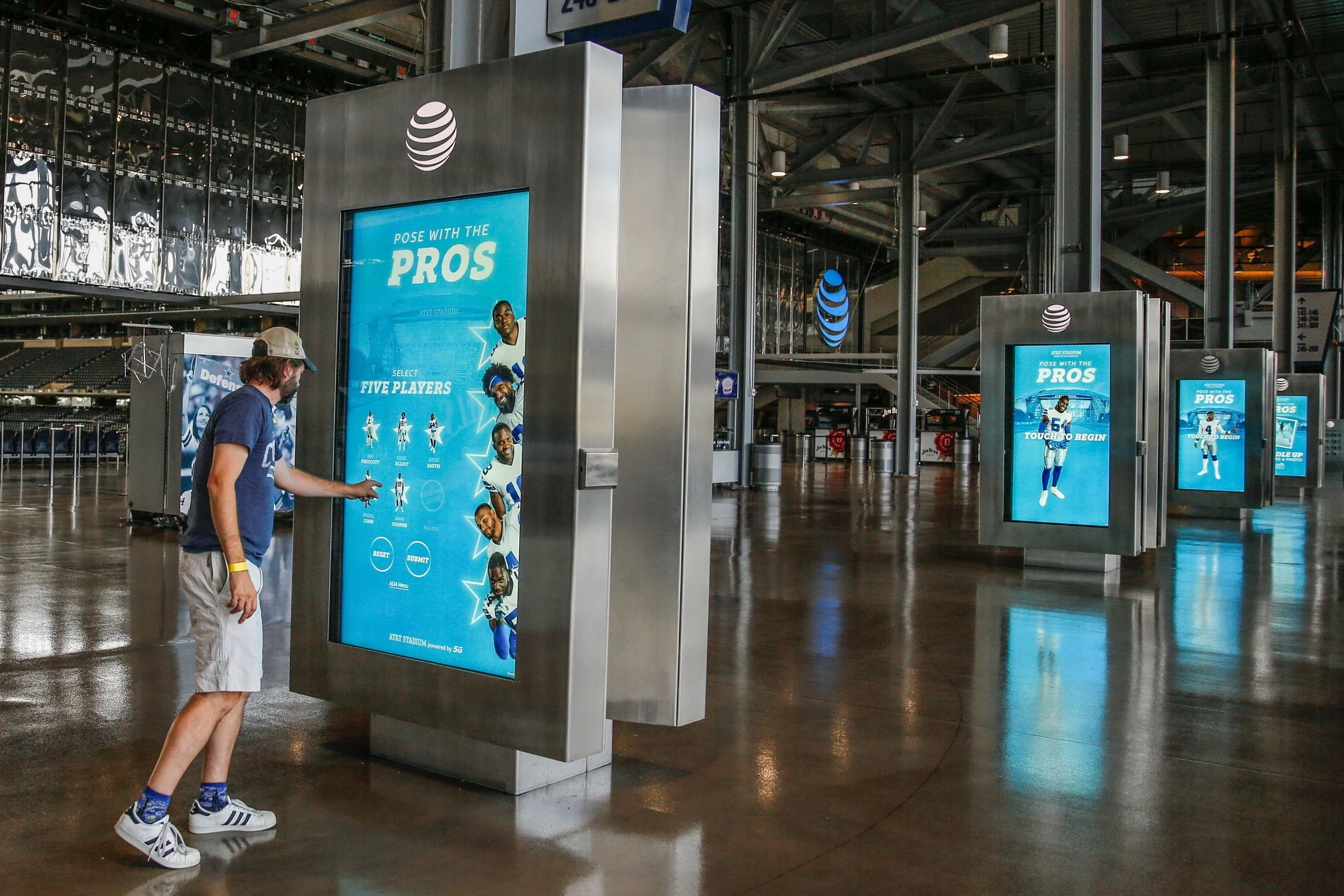 66d8b461d0d3e4d8f2180658__Cowboys_ATT Stadium.jpg