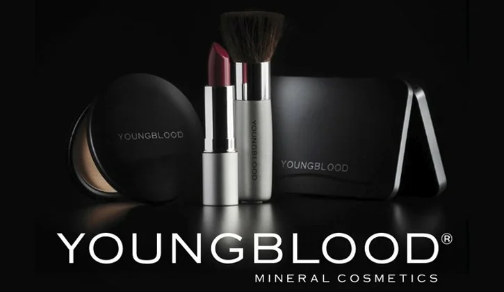 Cosmetiques_Youngblood.jpg