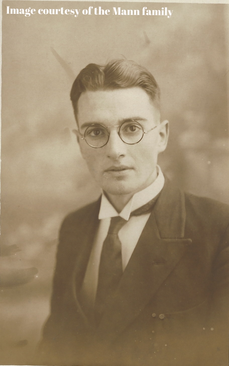 Portrait of Alan 1932.jpg