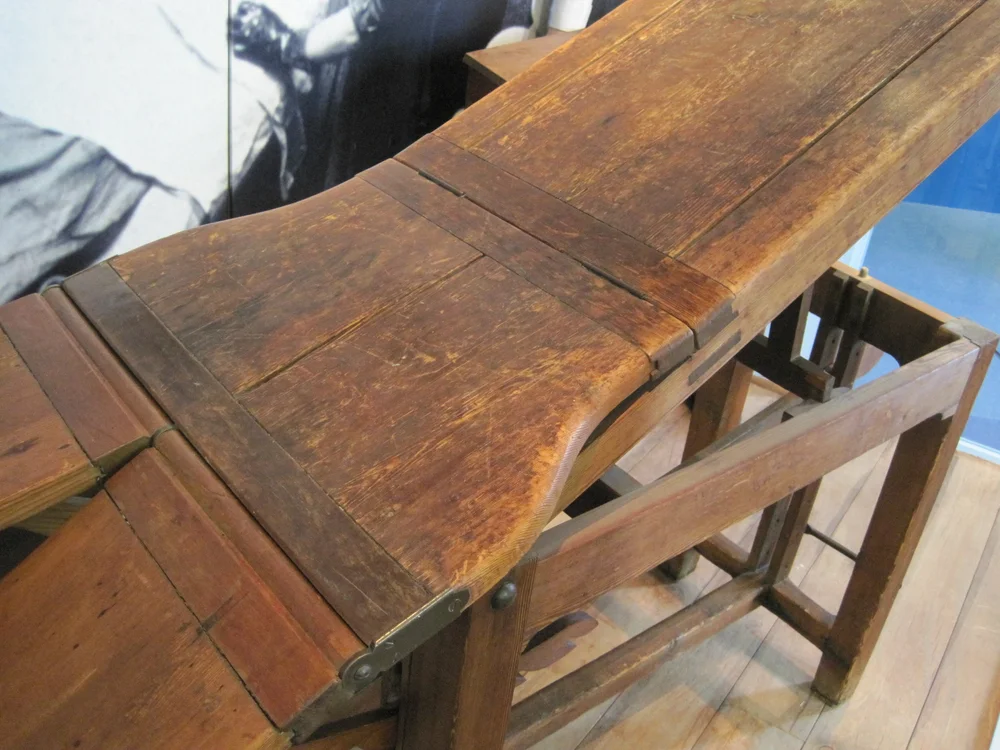Operating Table — Worcester Medical Museums
