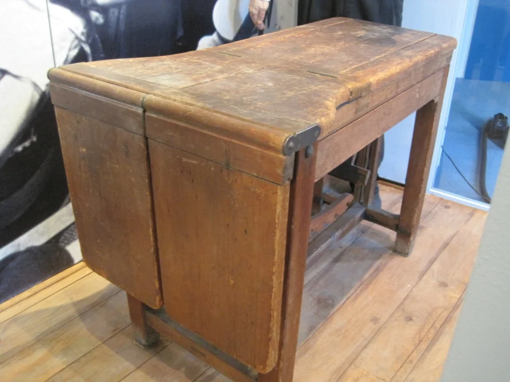 Operating Table — Worcester Medical Museums