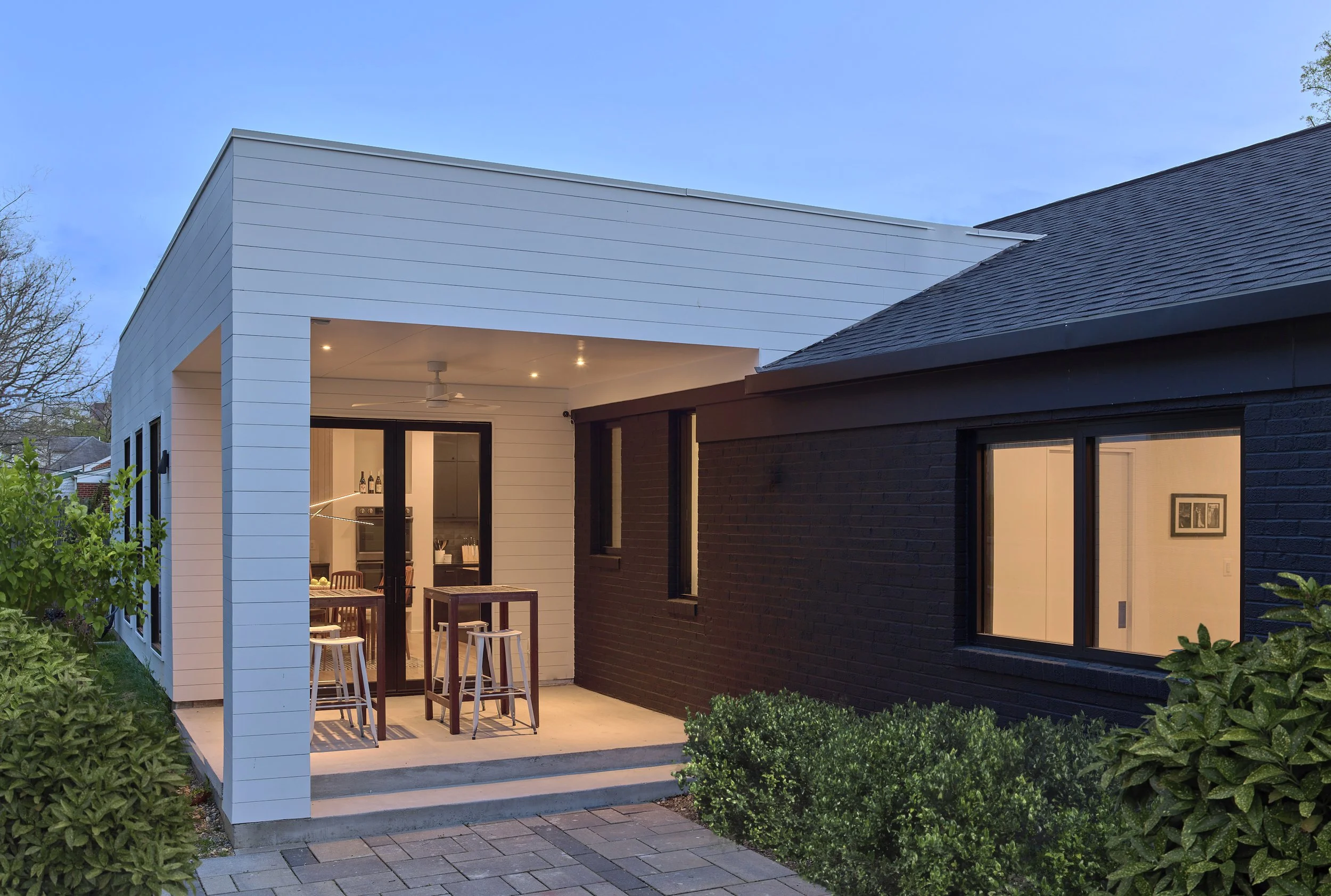 REAR PORCH ( photo Alan Karchmer))