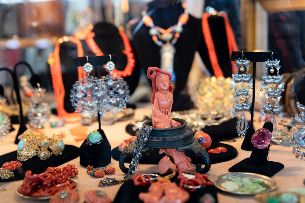 DAISY_COBY_2018_ALAMEDA_VINATAGE_FASHION_FAIRE_0089Resized.jpg