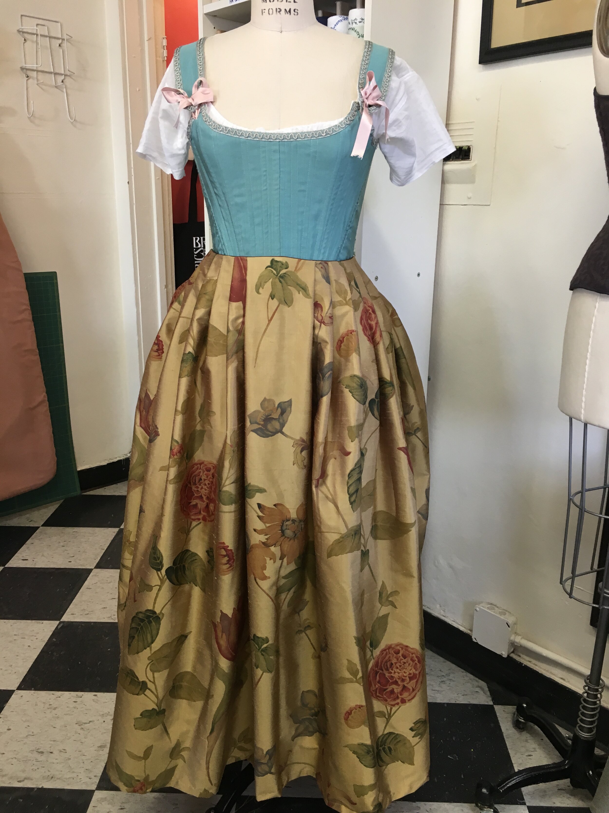 A 1780s Embroidered Italian Gown – Finally – American Duchess Blog
