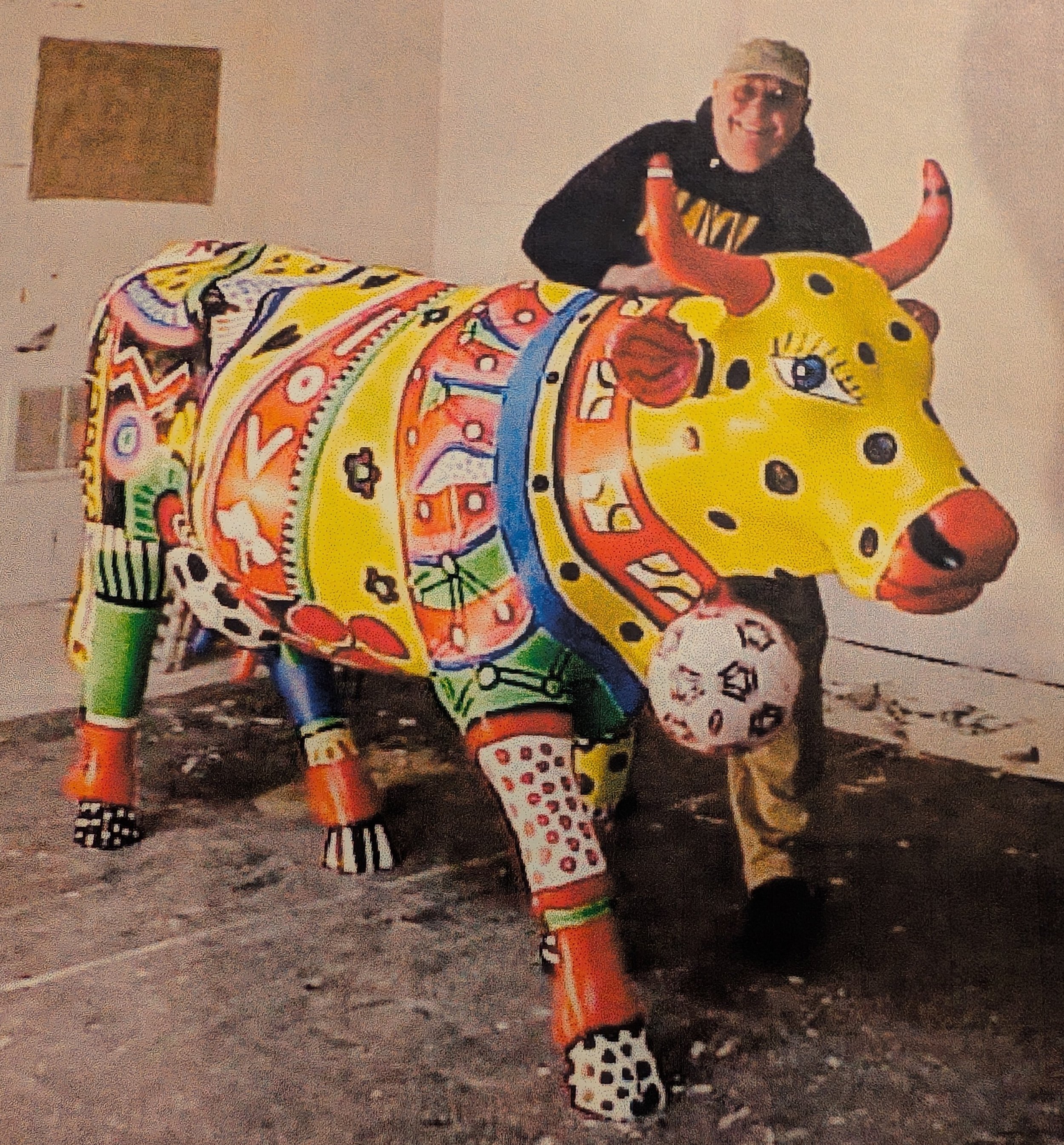 Swiss Cow from Eric Aeschlimann.jpg