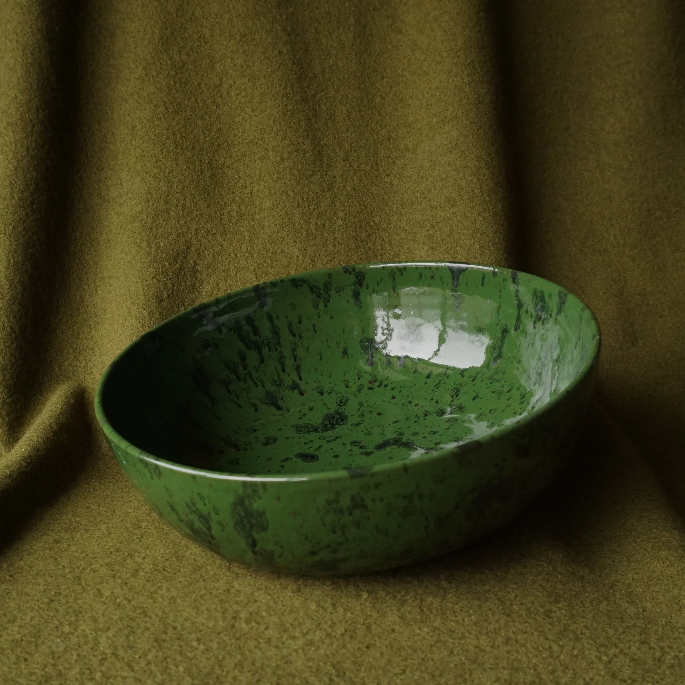 serving bowl_enamel green splatterware_1.jpg