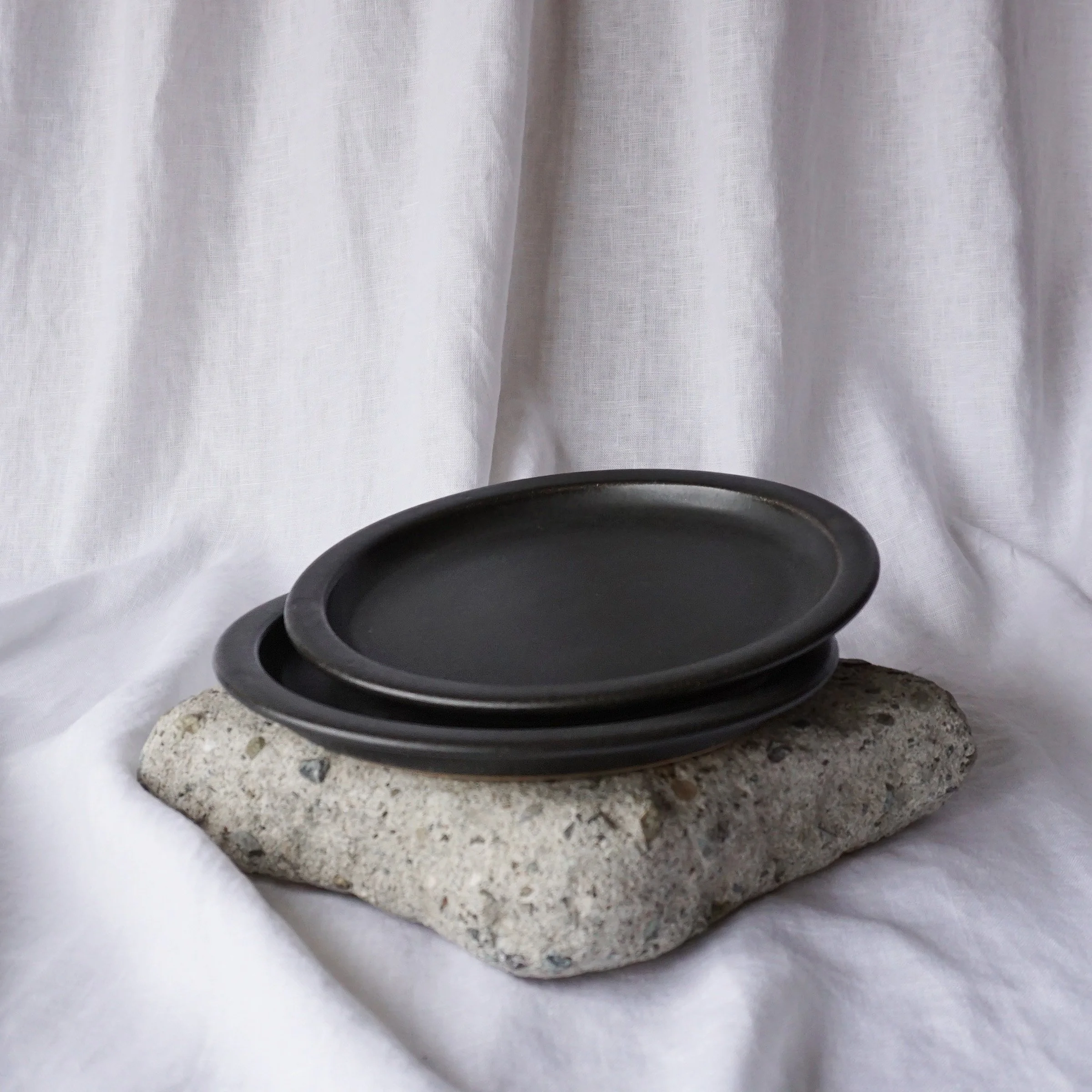 lunch plate_onyx_2.jpg