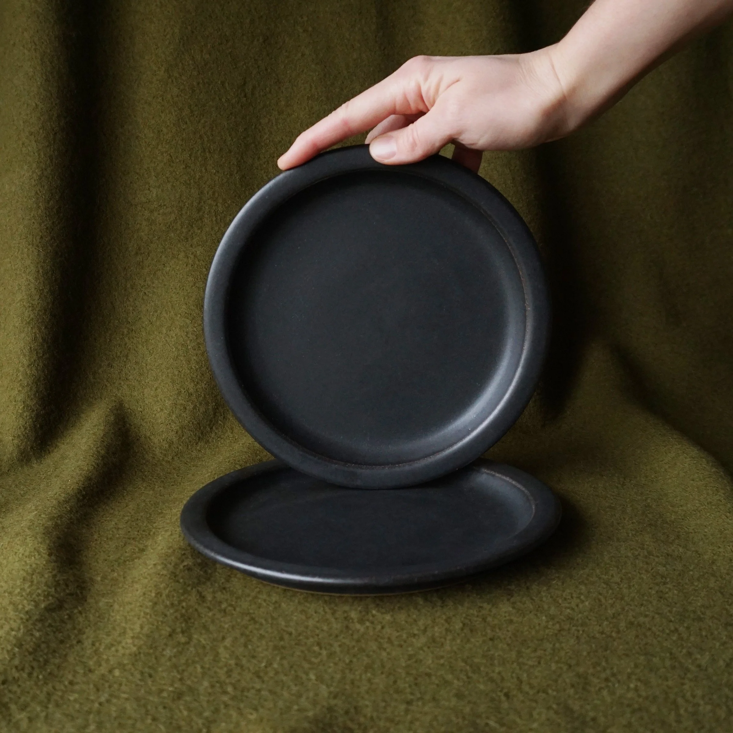 lunch plate_onyx_1.jpg