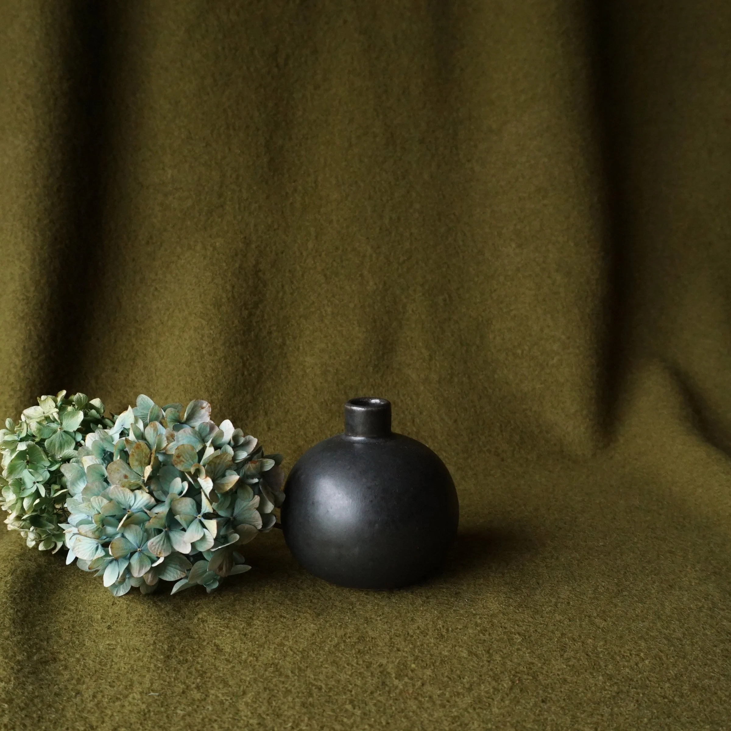 sphere bud_onyx_2.jpg