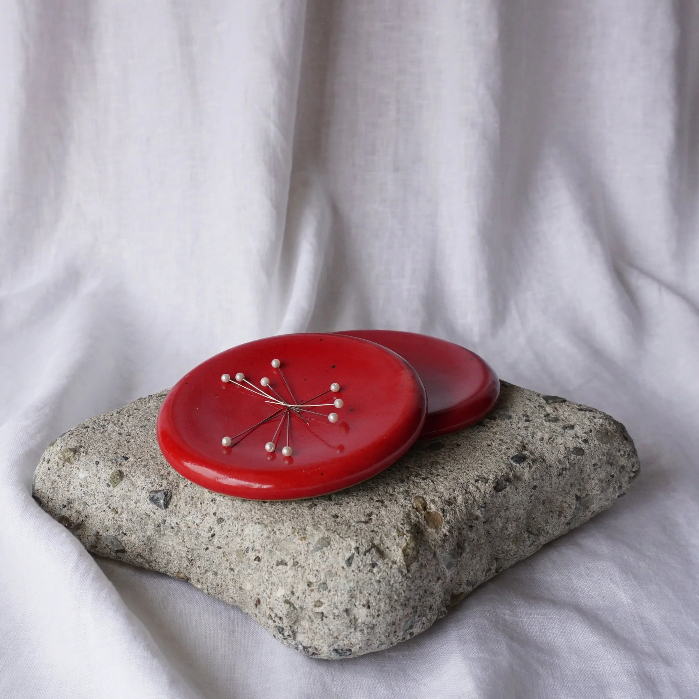 magnetic pin dish_cherry gloss_1.jpg