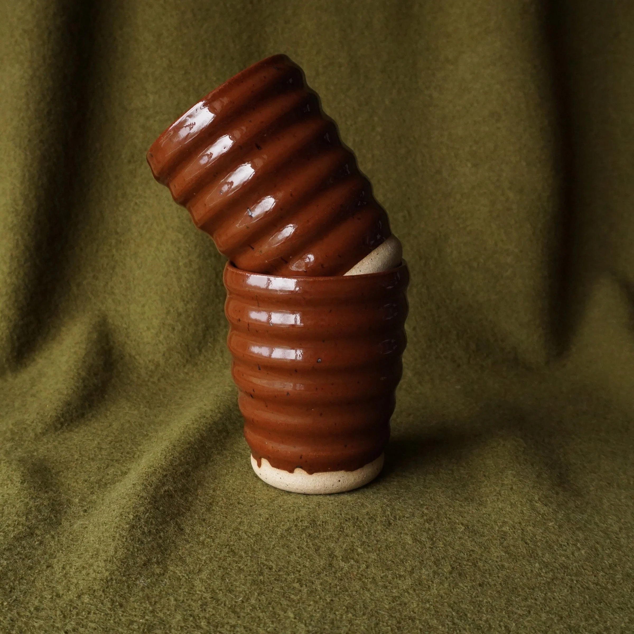 wave cup_hazelnut_2.jpg