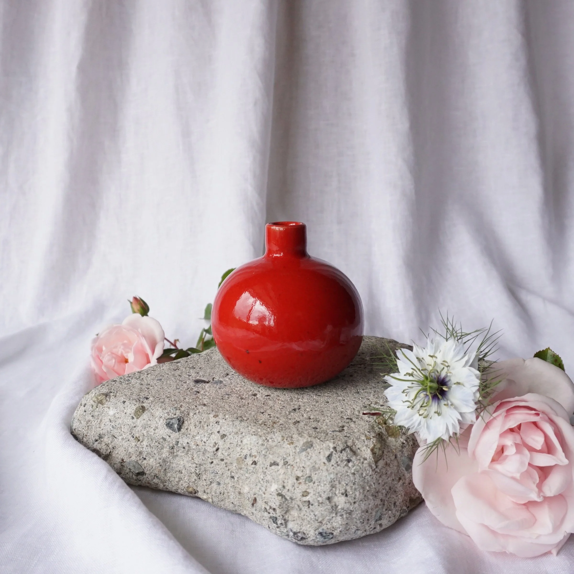 bud vase_cherry gloss_2.jpg