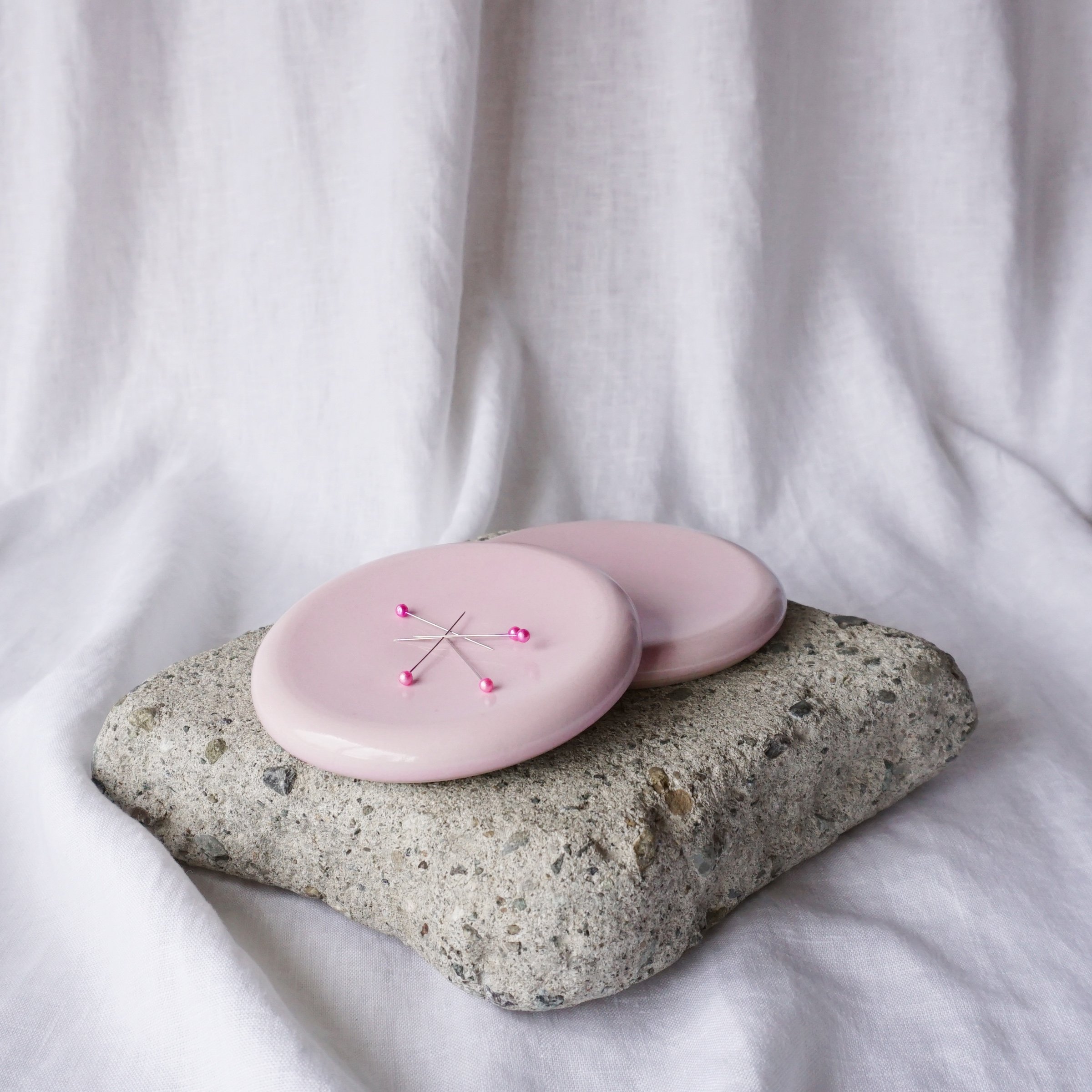 magnetic pin dish_sakura pink_1.jpg