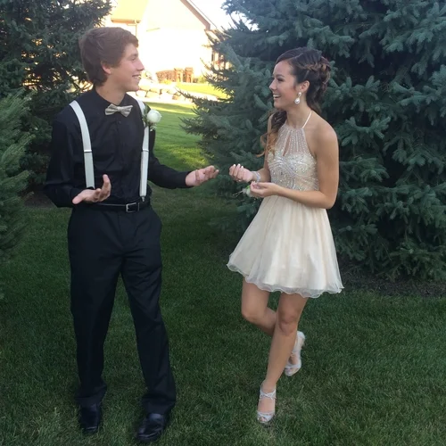 Homecoming+Makeup+Artist+Shakopee.jpg
