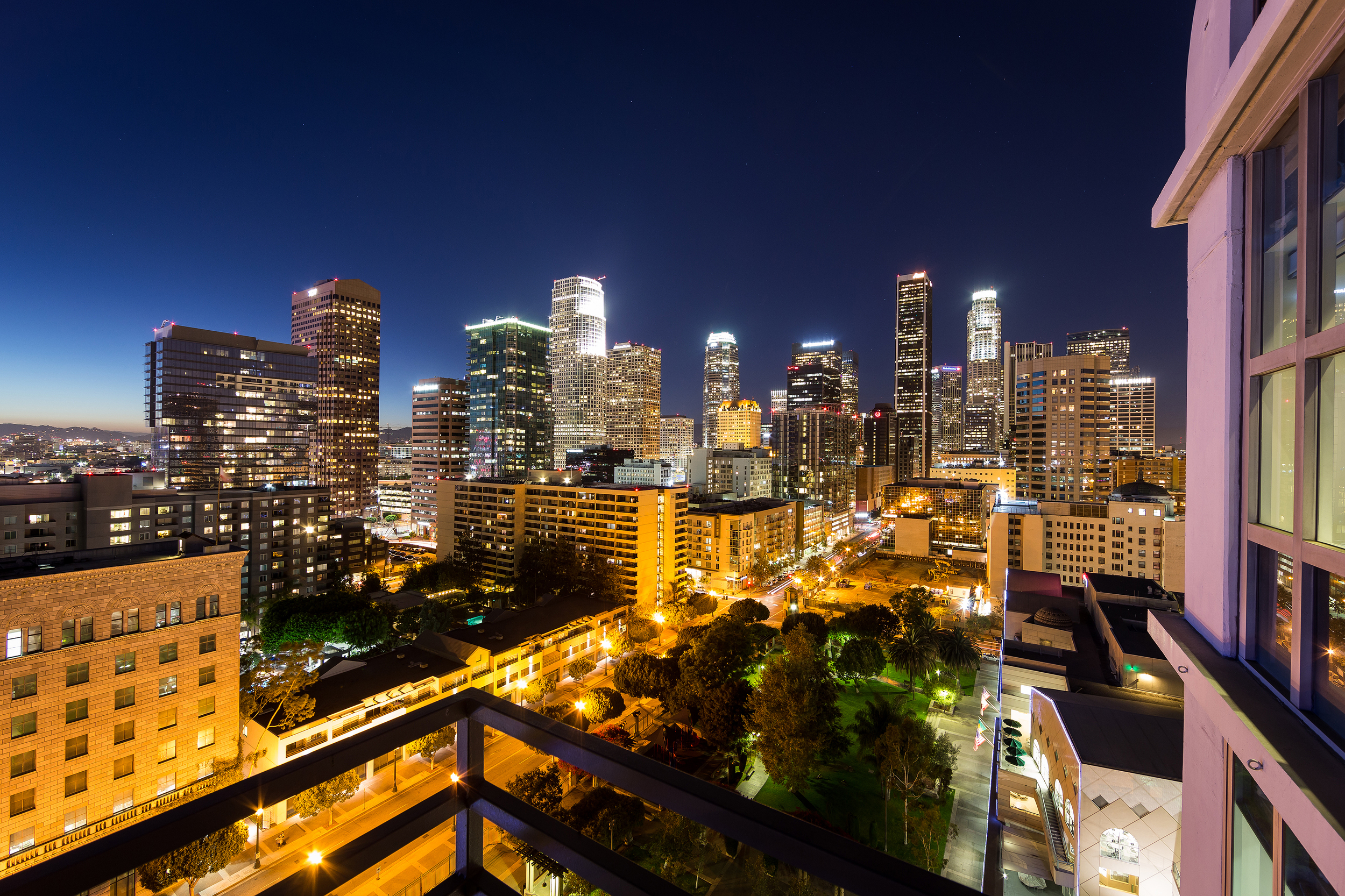 DTLA Night.jpg